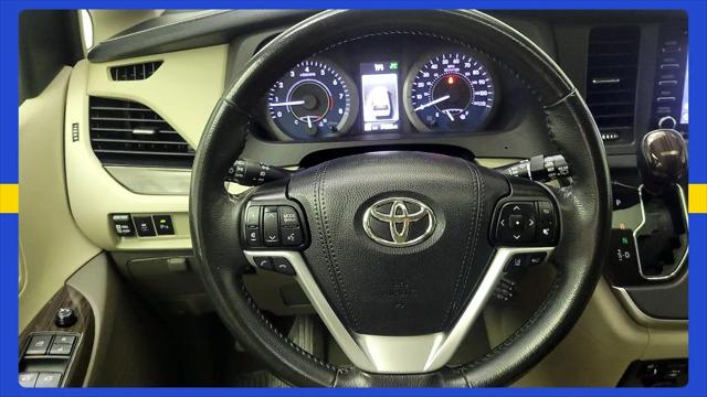 2020 Toyota Sienna XLE Premium
