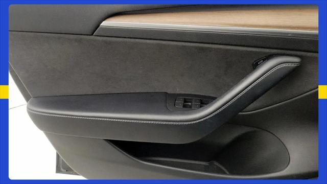 2022 Tesla Model 3 Rear-Wheel Drive