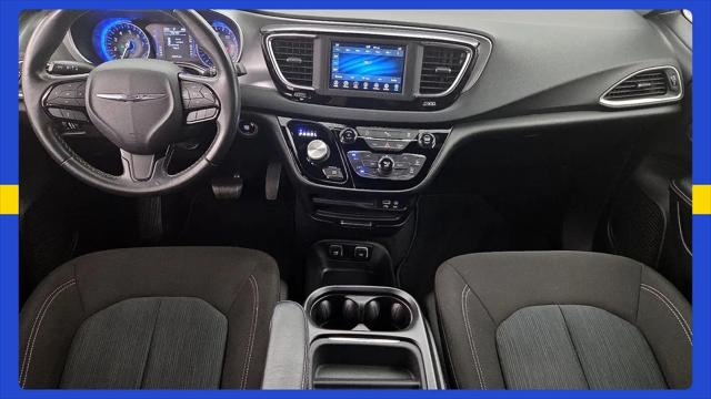 2020 Chrysler Pacifica Touring
