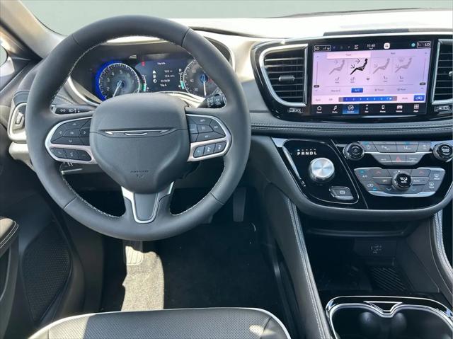 2027 Chrysler Pacifica Limited