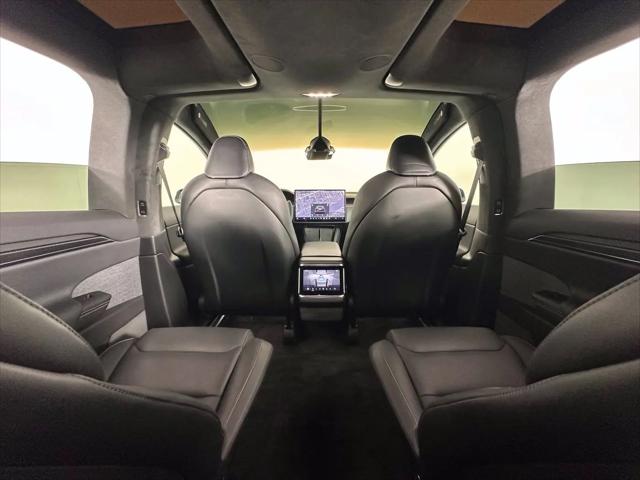 2022 Tesla Model X Plaid Tri Motor All-Wheel Drive