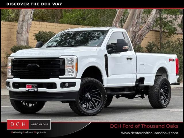 2023 Ford F-350 XLT for sale in Thousand Oaks, CA
