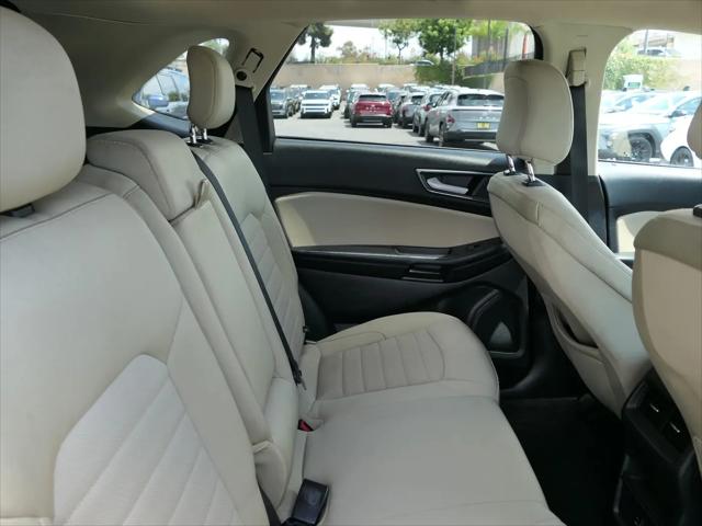 2021 Ford Edge SE