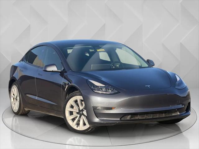 2021 Tesla Model 3 Standard Range Plus Rear-Wheel Drive