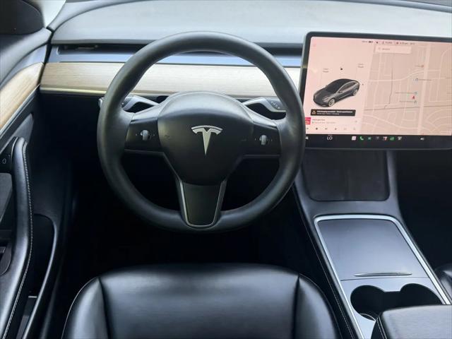 2021 Tesla Model 3 Standard Range Plus Rear-Wheel Drive