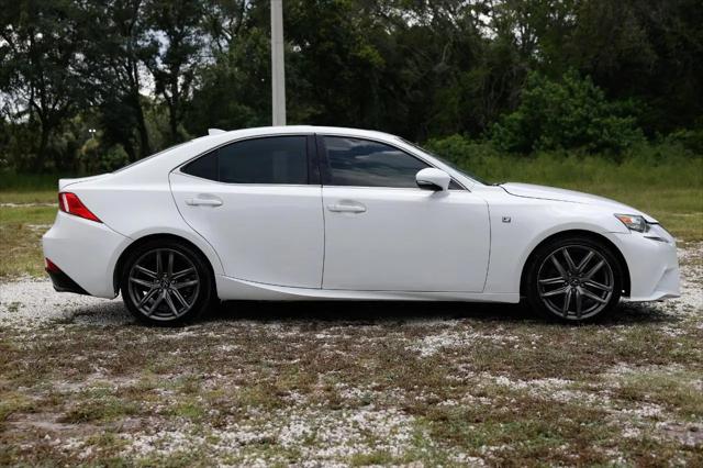 2015 Lexus IS 250 Crafted Line