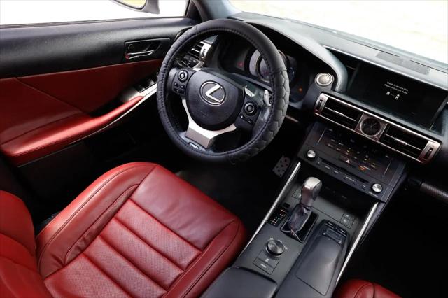 2015 Lexus IS 250 Crafted Line