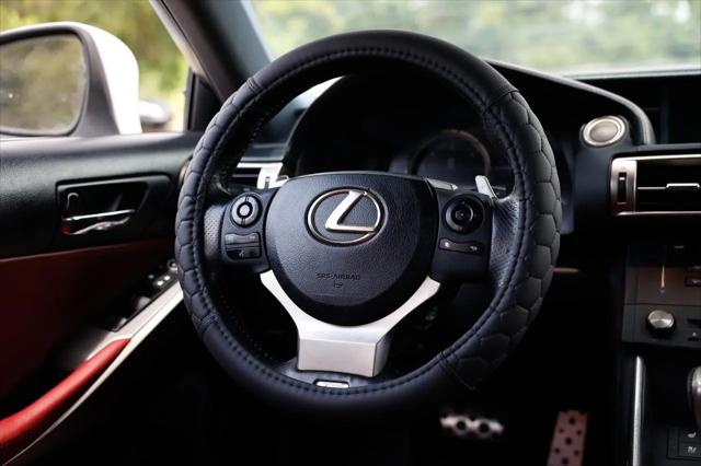 2015 Lexus IS 250 Crafted Line