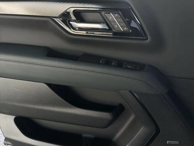 2026 GMC Yukon 4WD AT4