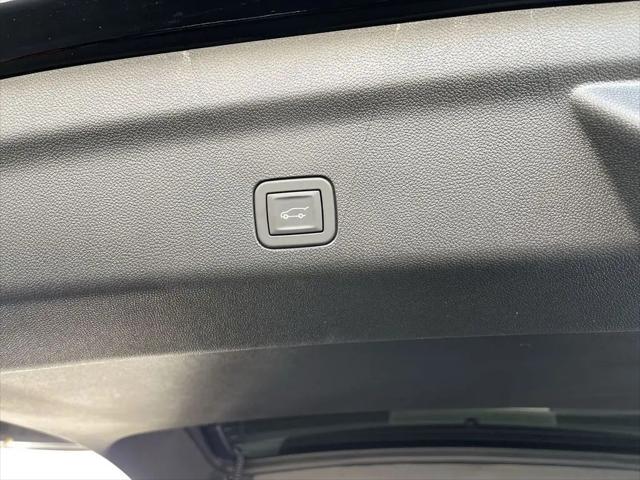 2026 GMC Yukon 4WD AT4