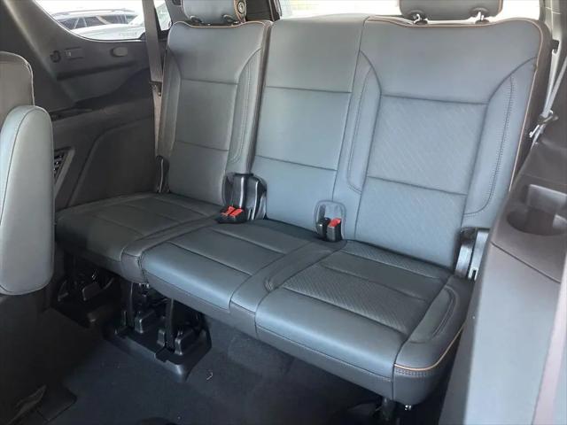 2026 GMC Yukon 4WD AT4