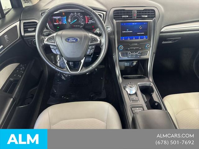 2020 Ford Fusion SE