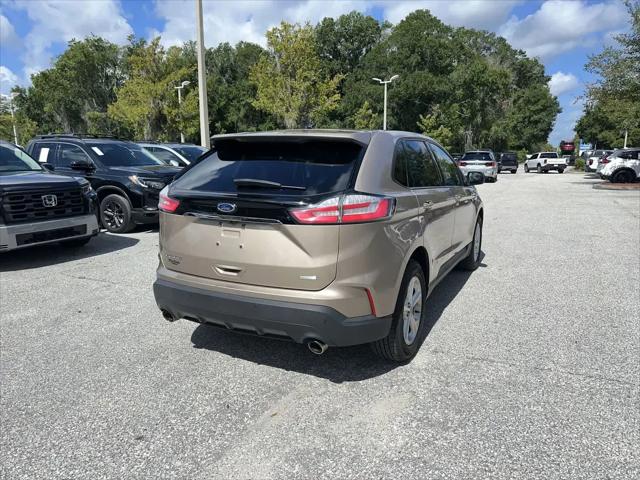2020 Ford Edge SE