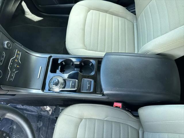 2020 Ford Edge SE