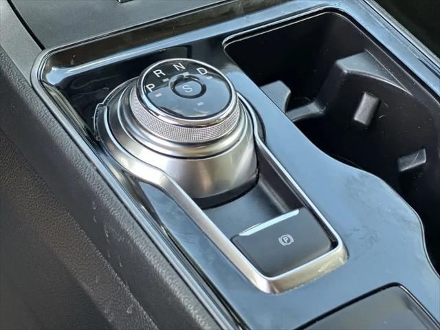 2020 Ford Edge SE