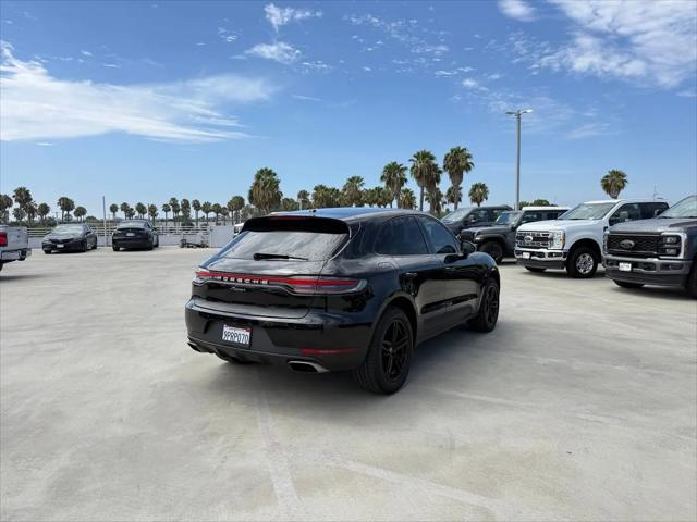 2021 Porsche Macan Macan