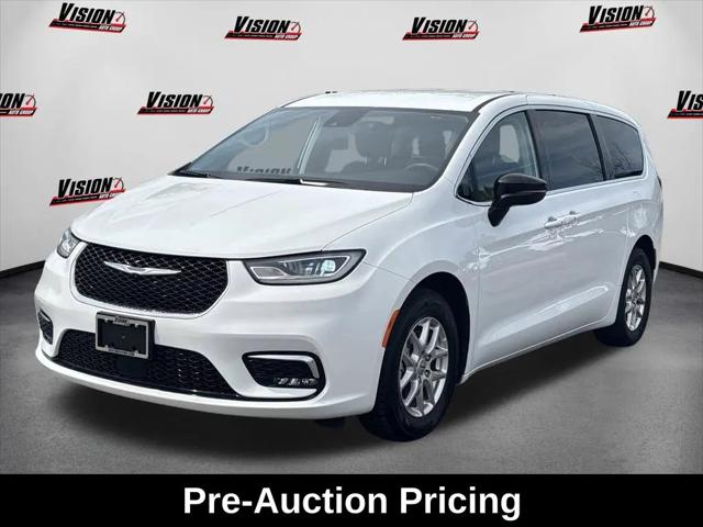 2024 Chrysler Pacifica Touring L for sale in Canandaigua, NY