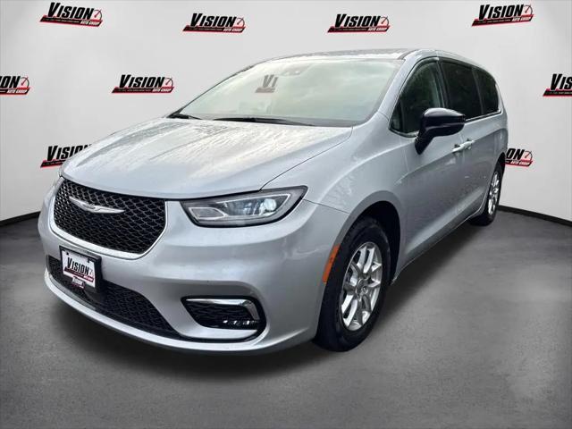 2024 Chrysler Pacifica Touring L for sale in Webster, NY