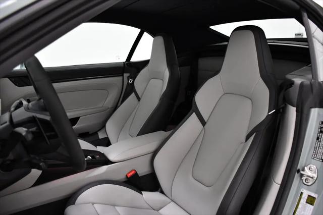 2026 Porsche 911 Carrera 4 GTS Cabriolet