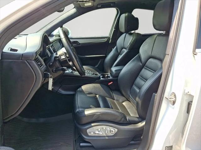 2018 Porsche Macan Turbo