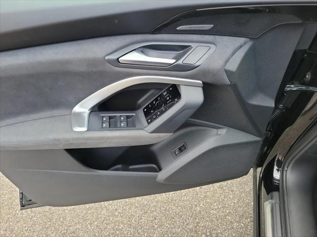 2025 Audi SQ5 Premium Plus TFSI quattro S tronic