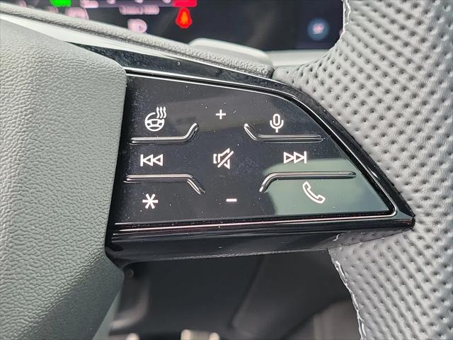 2025 Audi SQ5 Premium Plus TFSI quattro S tronic