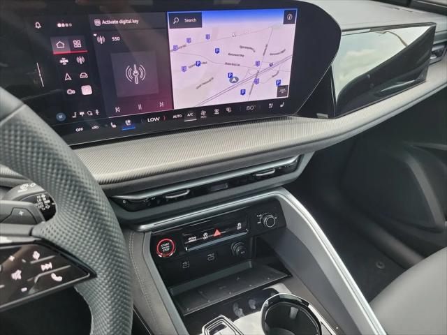 2025 Audi SQ5 Premium Plus TFSI quattro S tronic