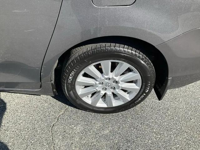 2017 Toyota Sienna LE 7 Passenger
