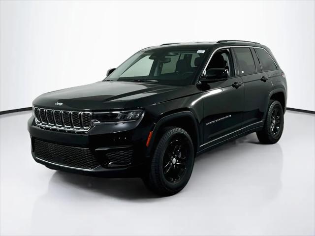 2023 Jeep Grand Cherokee Laredo 4x2 for sale in Voorhees, NJ