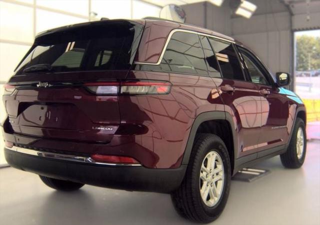 2023 Jeep Grand Cherokee Laredo 4x4 2023 Jeep Grand Cherokee Laredo 4x4
