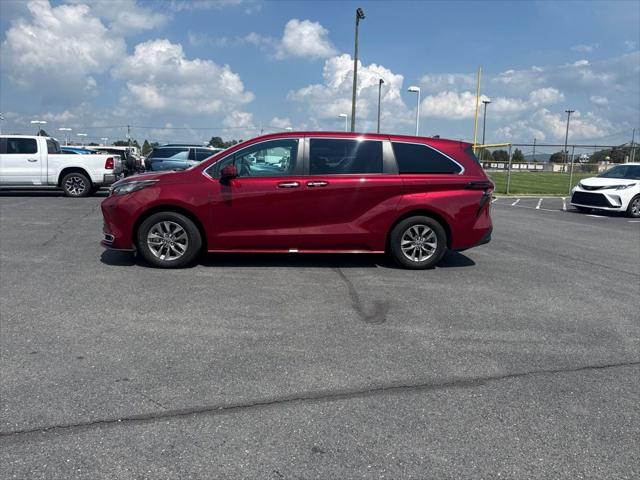 2023 Toyota Sienna XLE