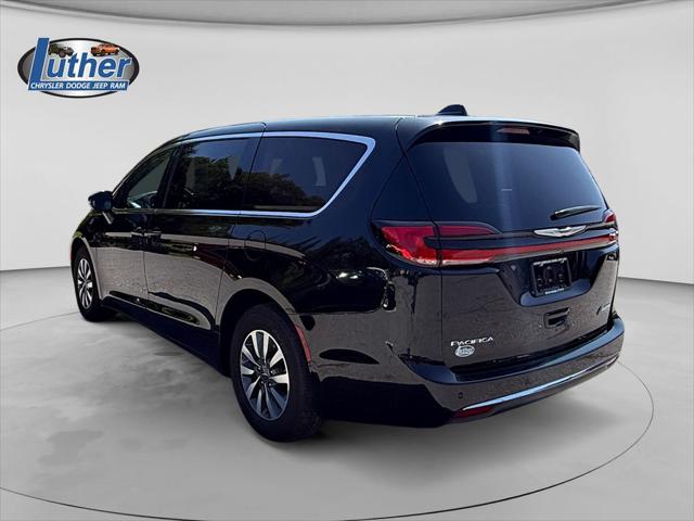 2025 Chrysler Pacifica Hybrid Select 2025 Chrysler Pacifica Hybrid Select