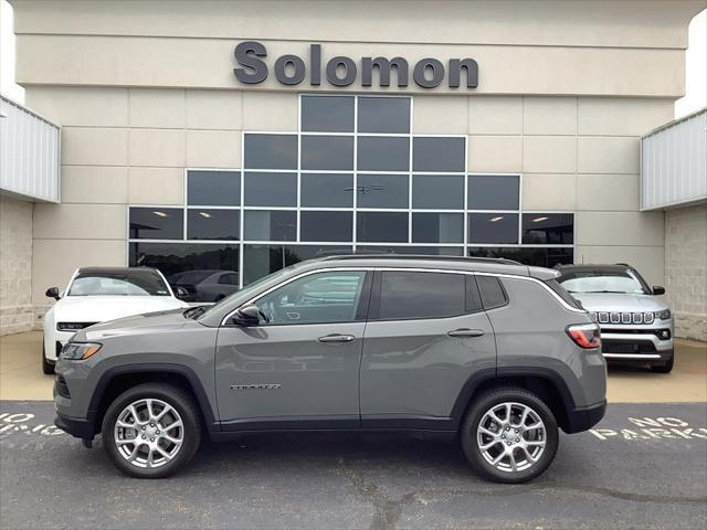 2024 Jeep Compass Latitude Lux FWD 2024 Jeep Compass Latitude Lux FWD