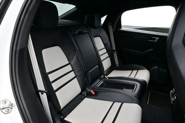 2023 Porsche Cayenne Turbo GT
