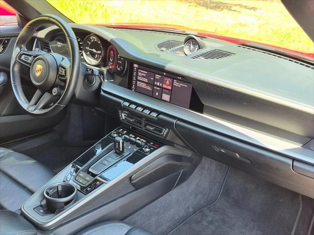 2020 Porsche 911 Carrera 4S Cabriolet