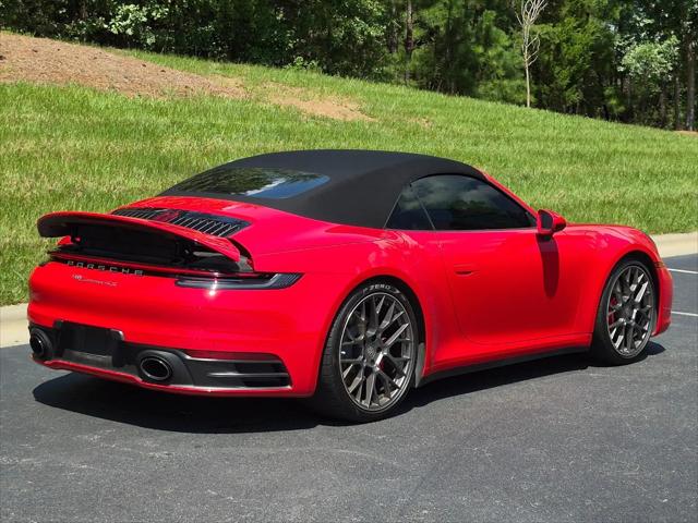 2020 Porsche 911 Carrera 4S Cabriolet