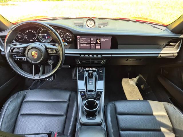 2020 Porsche 911 Carrera 4S Cabriolet