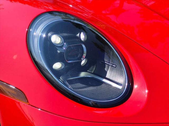 2020 Porsche 911 Carrera 4S Cabriolet
