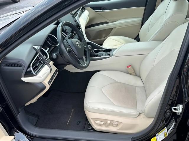 2022 Toyota Camry Hybrid XLE