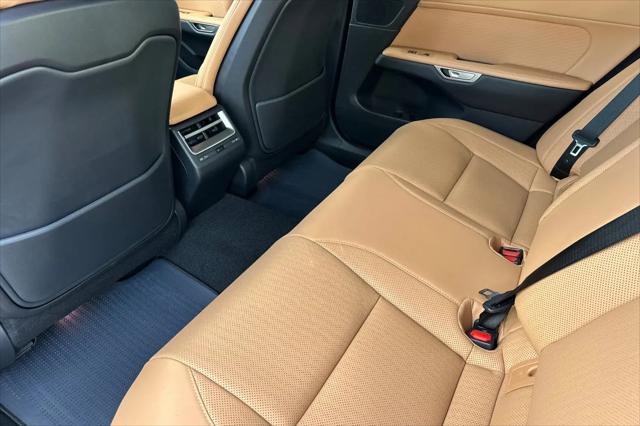 2026 Lexus ES 350 Premium