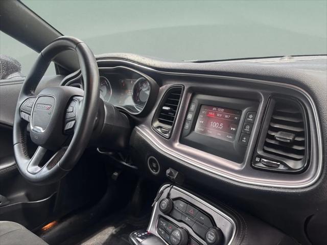 2016 Dodge Challenger SXT