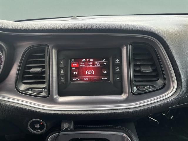 2016 Dodge Challenger SXT