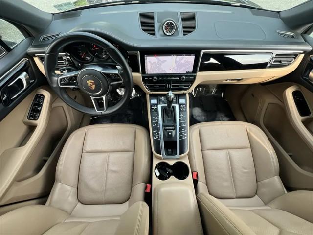 2021 Porsche Macan Macan