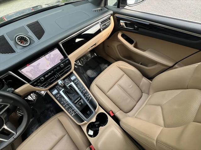 2021 Porsche Macan Macan