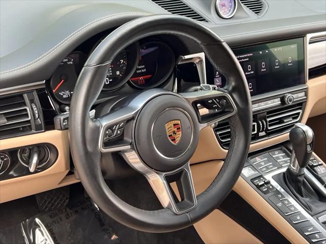 2021 Porsche Macan Macan