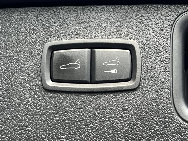 2021 Porsche Macan Macan