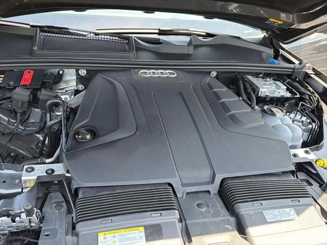 2024 Audi Q7 Premium Plus