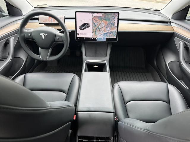 2021 Tesla Model 3 Standard Range Plus Rear-Wheel Drive