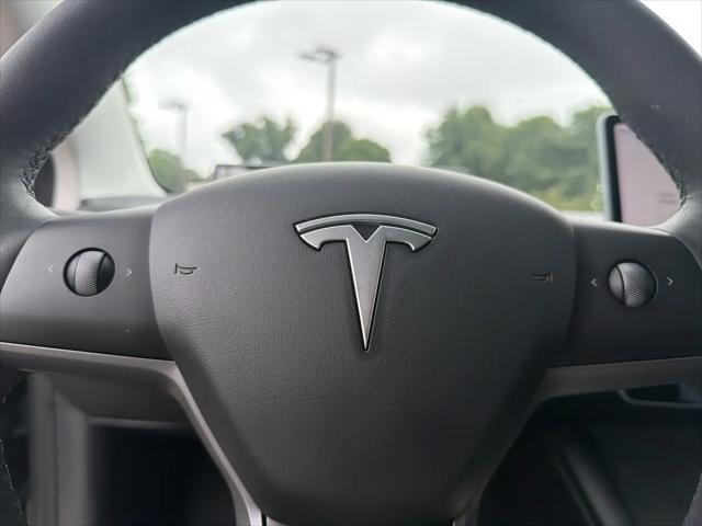 2021 Tesla Model 3 Standard Range Plus Rear-Wheel Drive