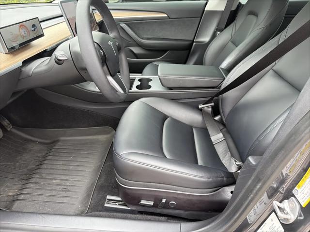 2021 Tesla Model 3 Standard Range Plus Rear-Wheel Drive
